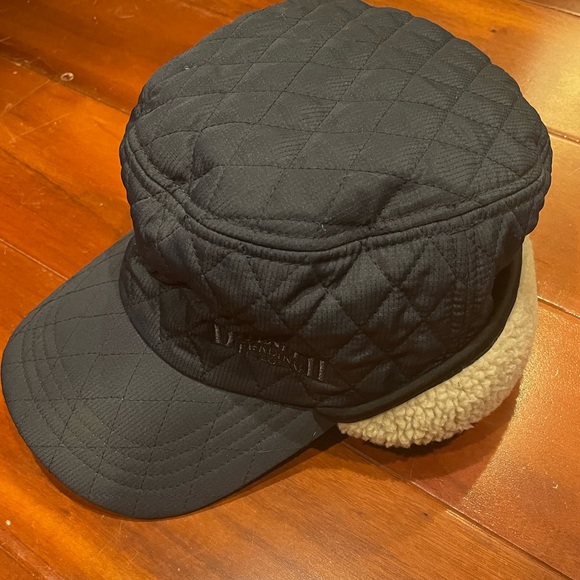 Duluth Trading Co Other - Duluth Trading Co. Sherpa lined ear flap quilted hat cap XL navy blue